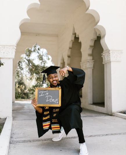 Купить диплом фармацевта в Ханты-Мансийске