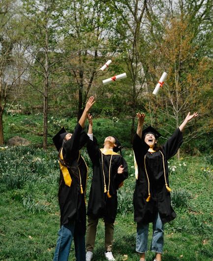 Купить диплом медсестры в Москве быстро и удобно