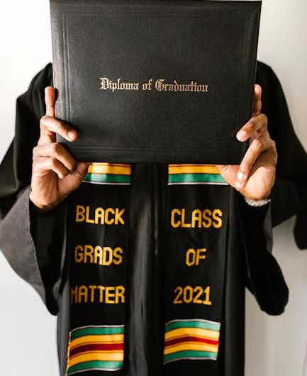 Купить диплом медсестры в Москве быстро и удобно